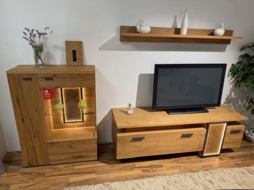 Moderner Wildeiche Anbauschrank mit Highboard, design TV Unterteil, Wandboard, LED Beleuchtung